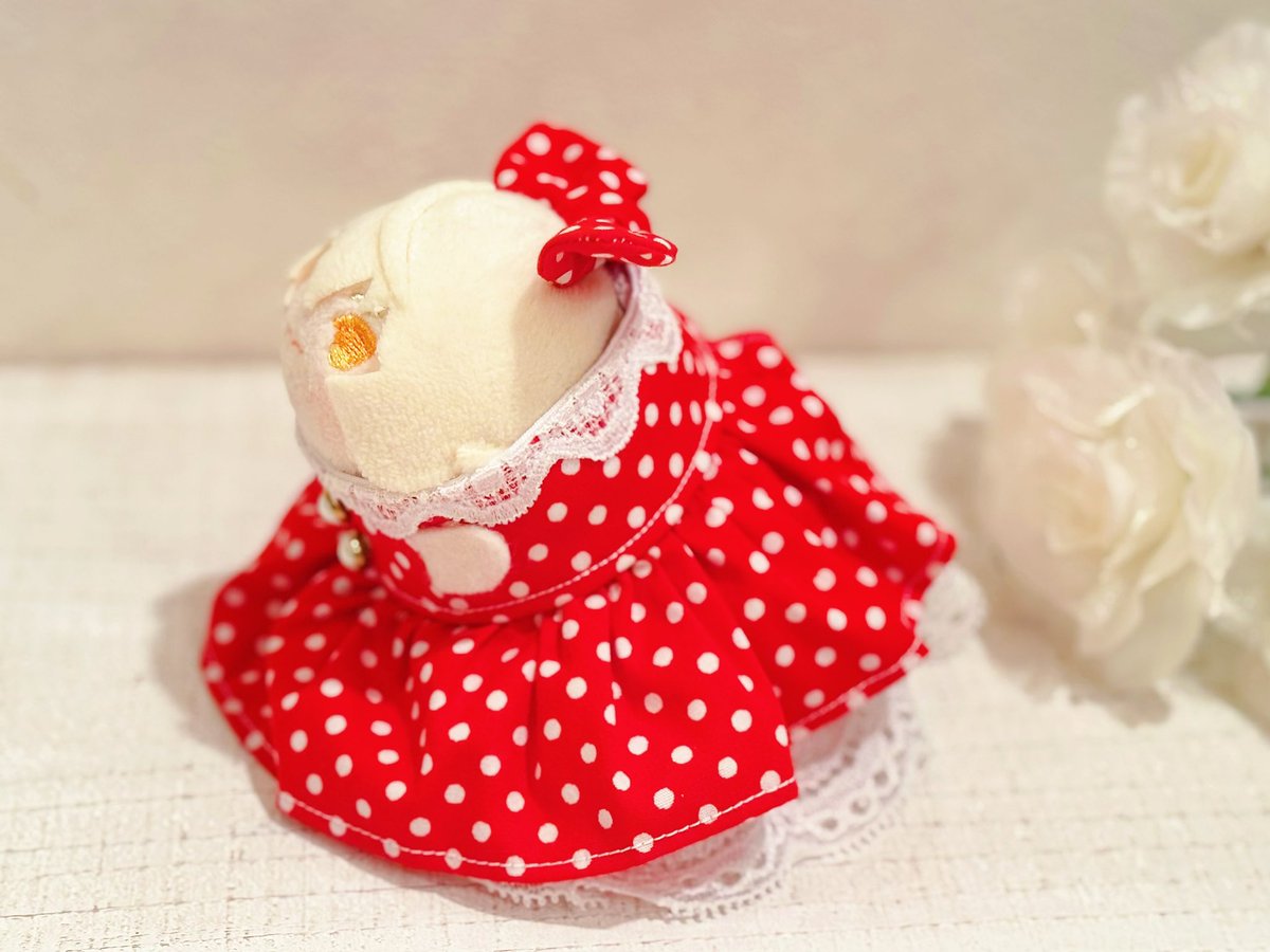 yznk_ps's tweet photo. 先日のイベントでori's shopの織様(@LivingWithMochi )からワンピースや、こもちちゃんのお洋服などたくさんお迎えさせていただきました！
パニエと一緒に着るとよりふわふわで可愛くて大変お気に入りです🍋
素敵なお洋服をありがとう御座いました！たくさん大切に着させていただきます🍀 https://t.co/V3PSICmETL