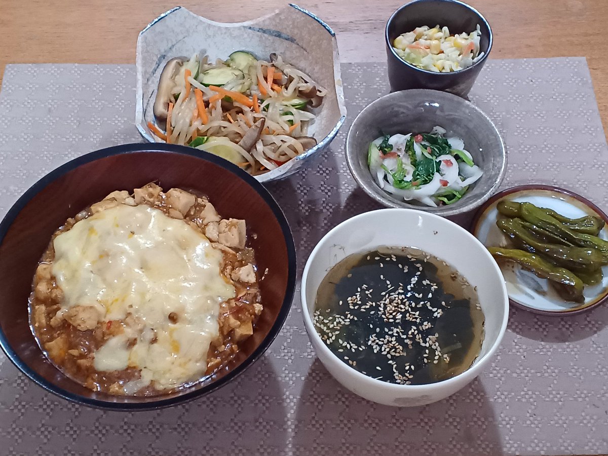 manzu1235's tweet photo. 連日の遅くなったから簡単に
リメイクの小細工だけ上達していく https://t.co/qLbJHvc2ws