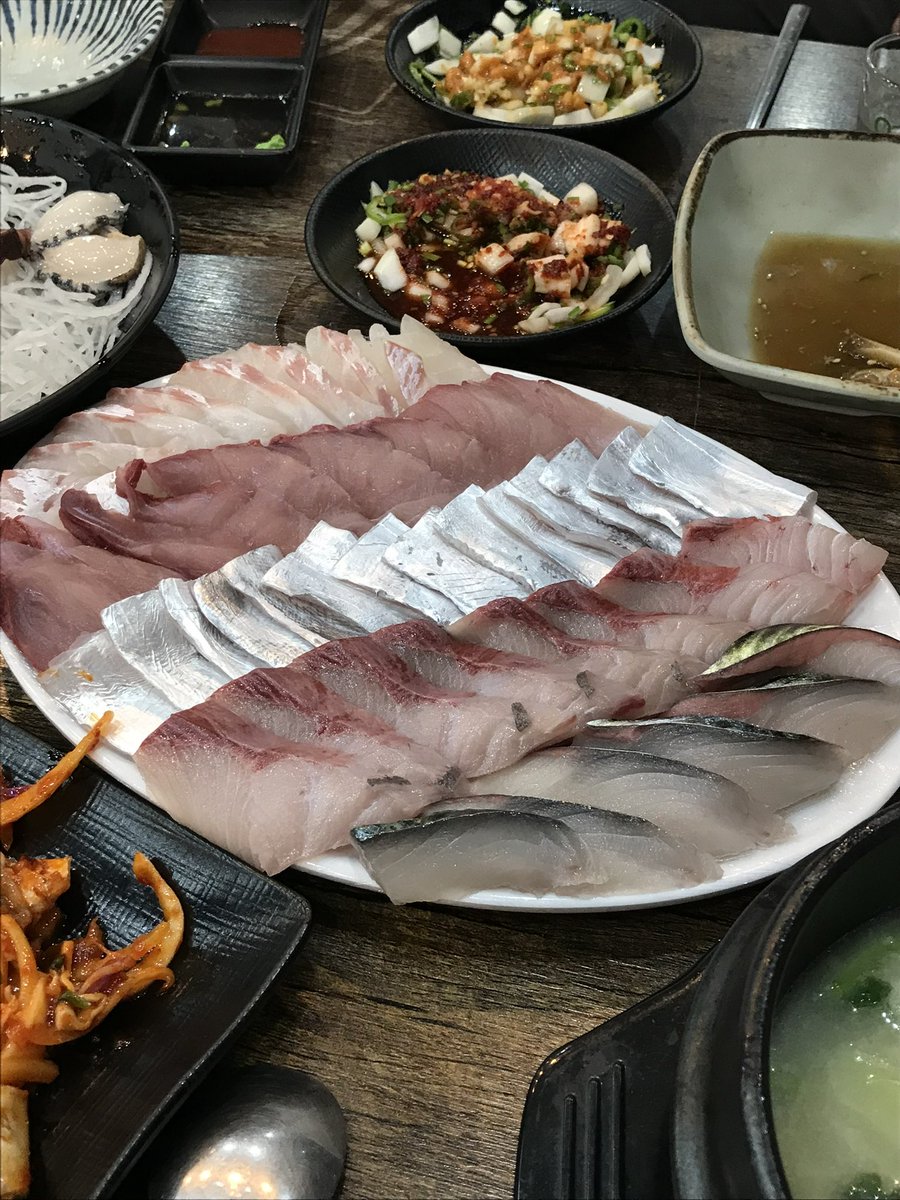 ZEN88_888's tweet photo. 겨울이 오면 다시 제주도에 가야겠어 https://t.co/WPutqv2THI