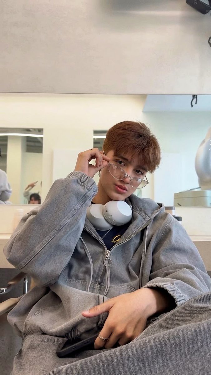 aaaa1za_'s tweet photo. helou, mi nombre es Aiza, me gusta que me digan Aiz<3, soy dual aprox desde finales de mayoo jsjs (me hubiera gustado serlo desde antes😔), tengo 23 años recién cumplidos jeje👀 mi bias es Kenneth, pero los amo a los 5 ever, y mi canción favorita en Mhm🫶🏻.

#dualtw #santosbravos https://t.co/6eSnCy8l2Z