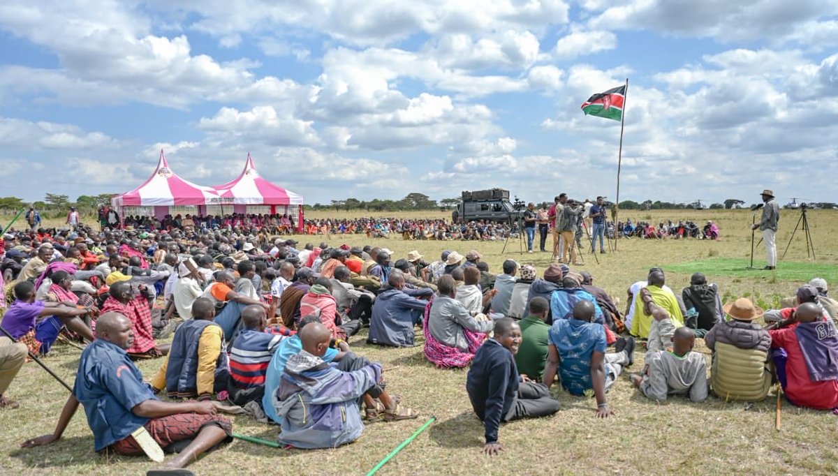 kipmurkomen's tweet photo. Held a consultative meeting with local leaders and security stakeholders at Lolmolok in Suguta, Samburu County, where I announced a raft of measures to weed out the remaining pockets of banditry in the region.

I called upon those who have not surrendered their arms in the county and neighbouring Baringo and Isiolo to do so voluntarily before we go for them.

We will also vet the National Police Reservists in the area and increase their number even as we build roads, security installations and mobile network coverage.

I was accompanied by the Inspector General of Police Douglas Kanja, DIG (APS) Gilbert Masengeli, GSU Commandant Johana Tonui and other senior Government officials.

Joining us were Governor Samburu Jonathan Lelelit, MPs Naisula Lesuuda (Samburu West) and Eli Letipila (Samburu North), former Governor Moses Lenolkulal and MCAs led by James Leleruk ( Suguta ward).
