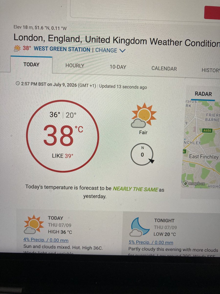 MsRobinHosking's tweet photo. This is just daft #ukheatwave https://t.co/D8sgAjfA0M