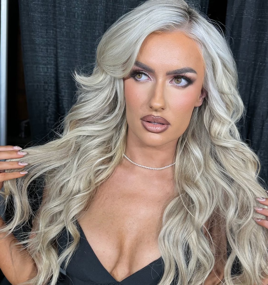 TiffyTime97's tweet photo. Have fun at work, dummy. 🤭

I'll relax all day and I'll still make 10 times more than you. 

Life isn't fair and I love it. 🤑

And deep down...you love it too. 🥵 https://t.co/tQMuKqmuoW