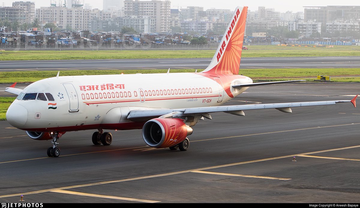 AviationAll_'s tweet photo. After being Removed from Scheduled Operations, Air India’s A319 Fleet is Currently Jobless! 🇮🇳

While VT-SCH/Q/R Remain as Standby in New Delhi, VT-SCV, has been Moved to Bengaluru for Base-Training, Doing Rounds Over Bengaluru’s HAL Airport Every Night!

📸  @aneesh_bapaye https://t.co/lBQJOEq431
