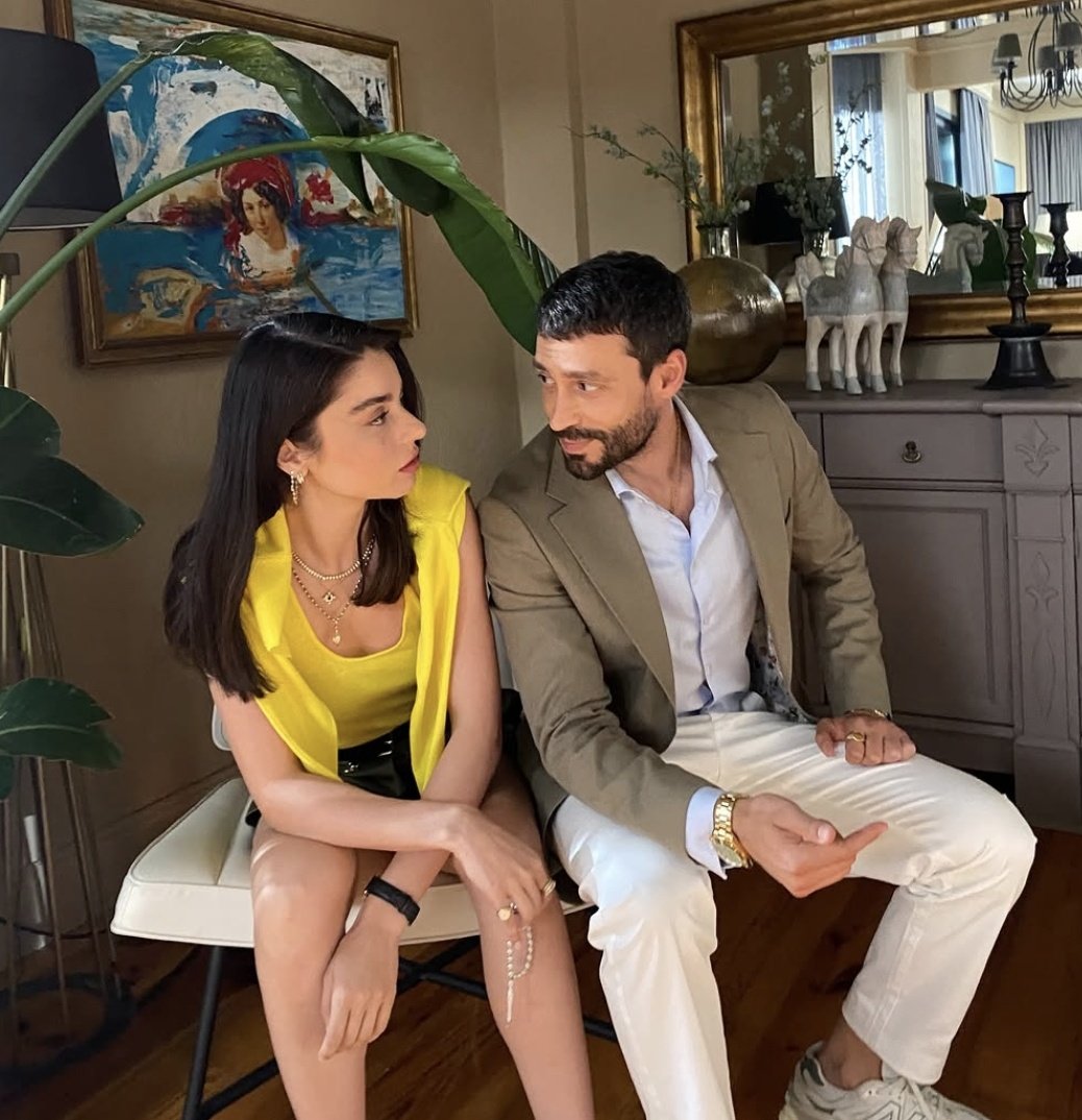 beklenenkral's tweet photo. Akşama onlarla coşacağız. :)
Ayça Ayşin Turan, Ekin Koç...
#DefKad #MuhtemelAşk https://t.co/FujIFLi1E2