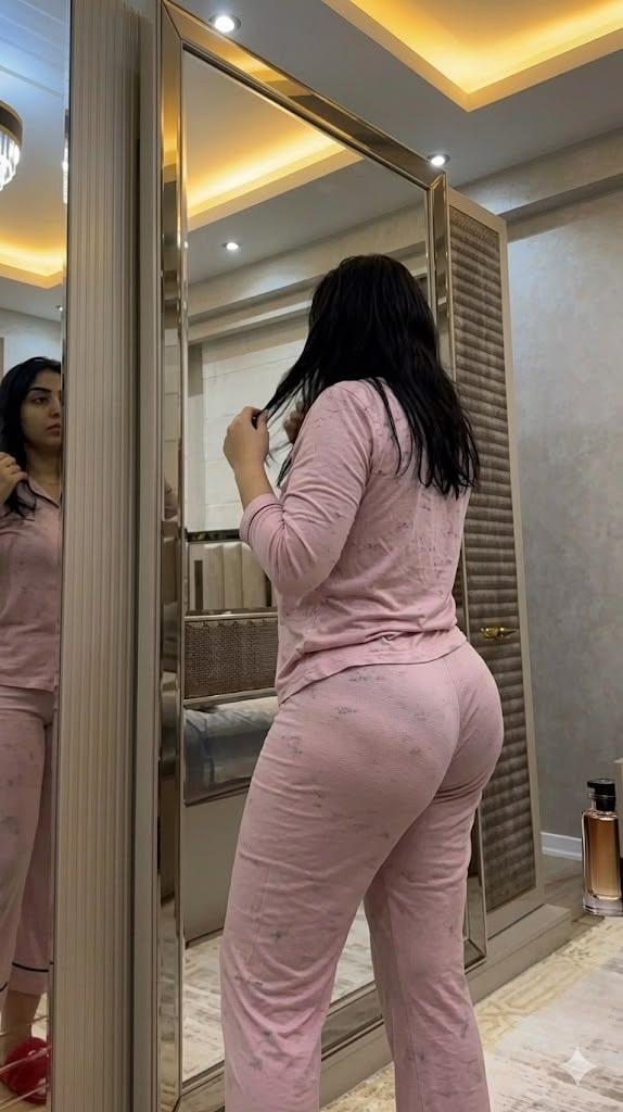 bo777ly's tweet photo. نعرف ان شحمتك نايضه ومحصلتش من   يهتم بيك ابعت نقطة بس ونتحداك 🤤🫦 https://t.co/5CWvWIbR4d