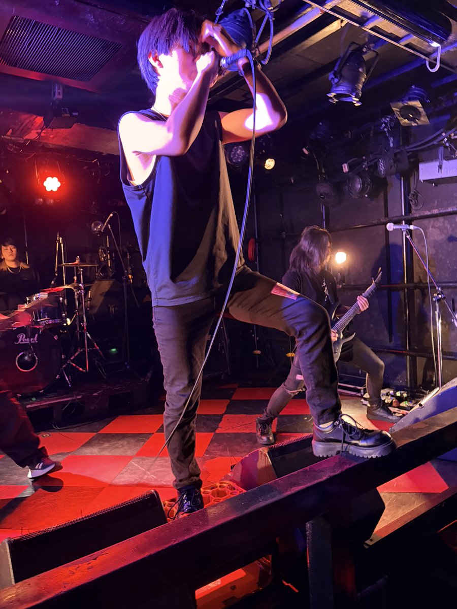 masnobumusoliv1's tweet photo. エモいポストハードコア

まぁ
東京来んから
ないけど
大阪のINSANITYと
合うんじゃなかろうかと思ってます https://t.co/HhtVtD9dj2