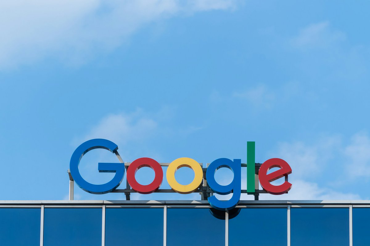 indicanews1's tweet photo. Google Backs 20 AI Startups In 2026 India Accelerator.
Click here to read the article: https://t.co/HBDnYMGve6
#GoogleIndia #GoogleForStartups #GoogleForStartupsAccelerator #ArtificialIntelligence #GenerativeAI #AgenticAI #MultimodalAI #indicanews https://t.co/TJ7y2Vrecw