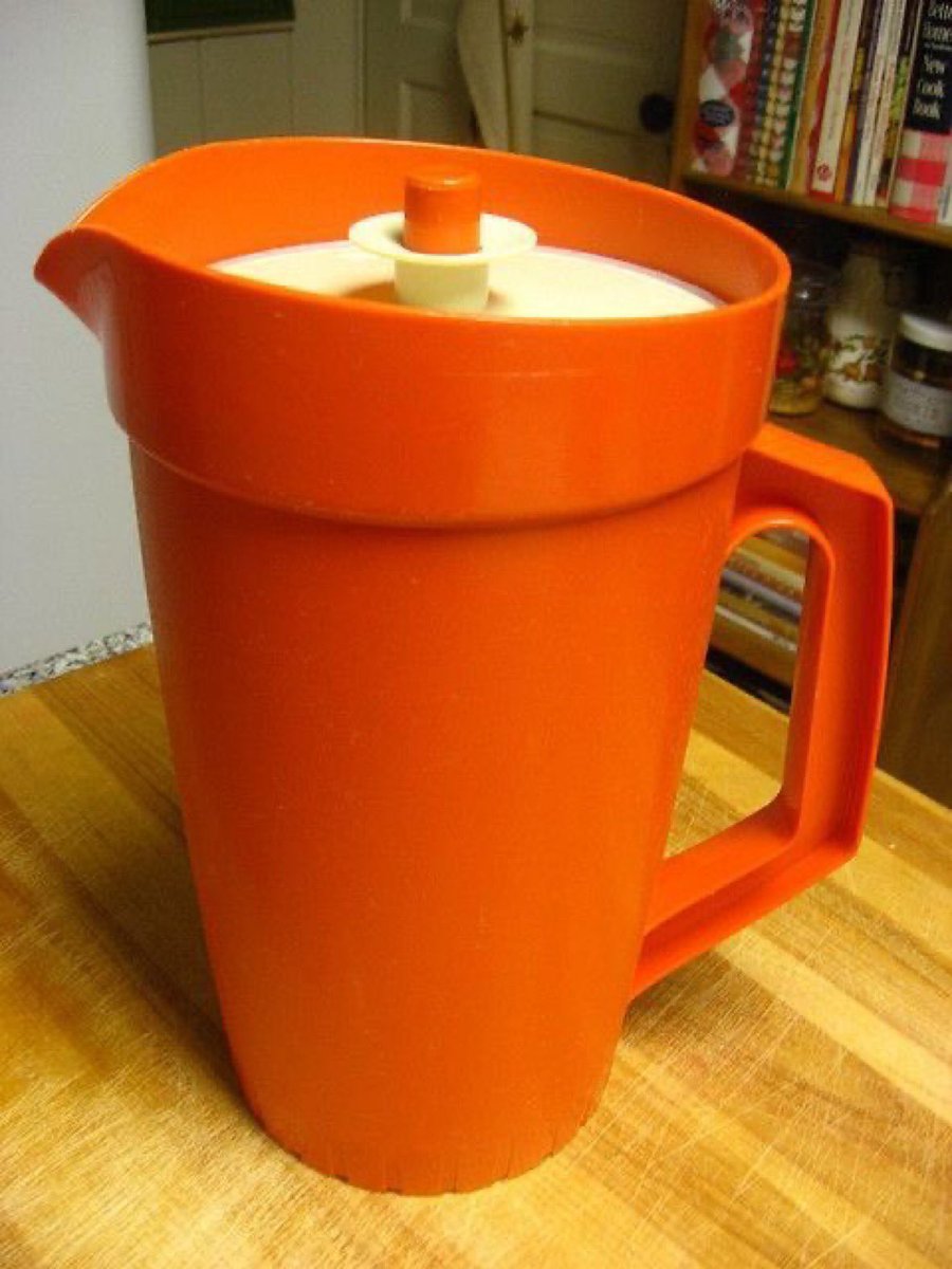Super70sSports's tweet photo. Although physicists can’t explain it, this exact pitcher was somehow simultaneously in 86% of American homes in 1978. https://t.co/rG4a7PkGDF
