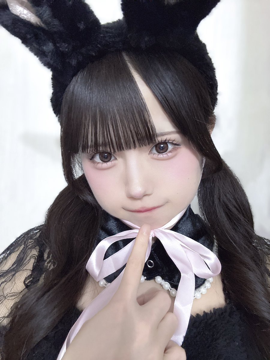eyes_yurina's tweet photo. 寂しくさせないで...❤︎ https://t.co/7ezDqi21wh