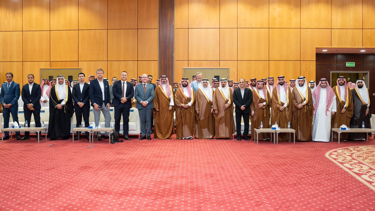 mansourmushaiti's tweet photo. هذا هو النموذج السعودي في تكامل الجهود بين القطاعين العام والخاص، والمجتمع المحلي، والخبرات العالمية؛ وصفة نجاحٍ تُميز تجربة الريادة والإنجاز، صنعتها رؤيةٌ طموحة، ودعمٌ سخي، وتمكينٌ غير محدود من قيادتنا الرشيدة -حفظها الله-. تجربةٌ ريادية تجاوزت حدود الإنجاز، وأصبحت نموذجًا تنمويًا يستحق أن يتعلّم منه العالم الكثير.