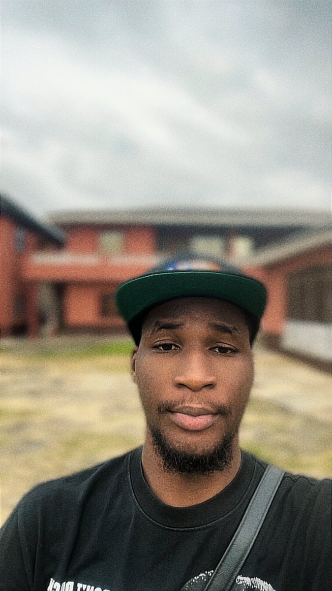 only1bangerlee's tweet photo. Show me a better face card and i’ll deactivate. https://t.co/JIDCFkSlyh
