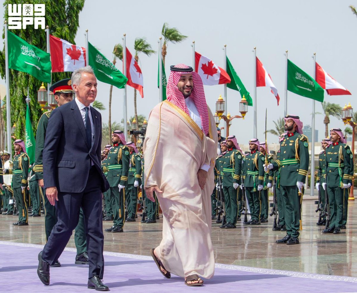 sen65556759's tweet photo. بارك الله مسعاك وجهودك سمو سيدي ولي العهد وسدد خطاك
💚🇸🇦🤍 
#رئيس_وزراء_كندا_في_السعودية 
#زعيم_الشرق_الأوسط https://t.co/QjkuTdUyAT