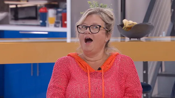omgZack_'s tweet photo. #9) Angela Murray, BB26/BB28, Queen who revived Big Brother https://t.co/Z02YDIhRKb