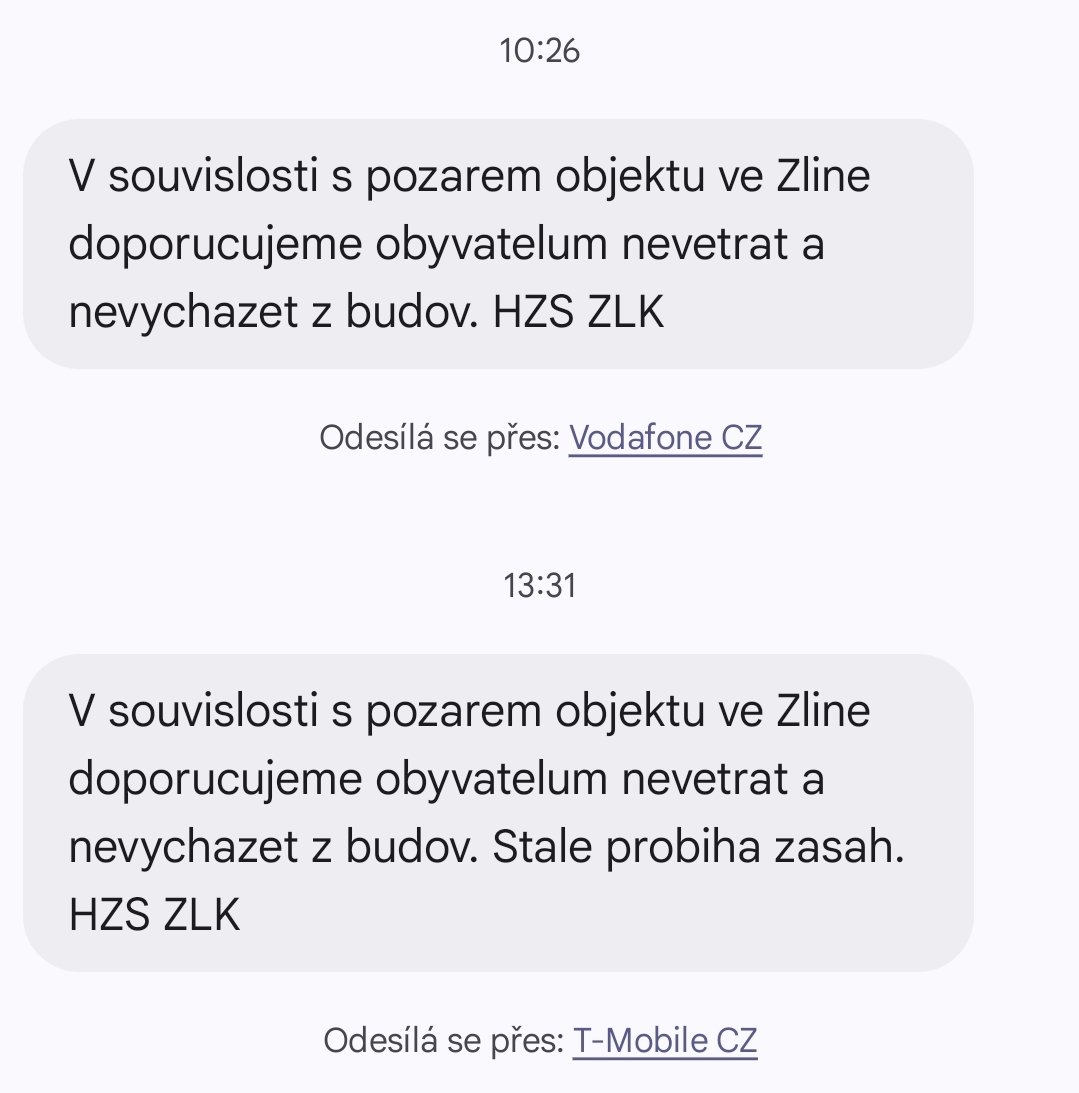 Ivet_k's tweet photo. @FronyCZ Nonstop vrtulník a sirény. 🙁 https://t.co/FvGrUhWf6c