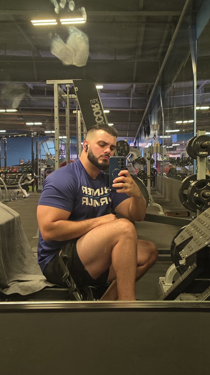 JayRivers90's tweet photo. ✌️🏋🏼‍♂️💪🏻 https://t.co/lezTFeomIR
