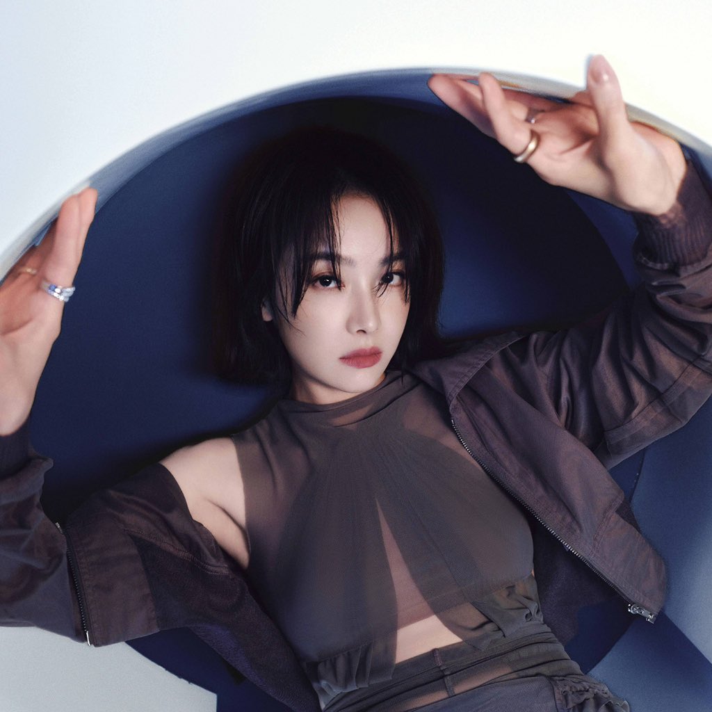 songqianarchive's tweet photo. #SongQian for AnotherMan Summer Patry in Shanghai

Studio weibo update
🔗 https://t.co/KSnEdU8kC1
#宋茜 #victoriasong https://t.co/y3EjzEDEla