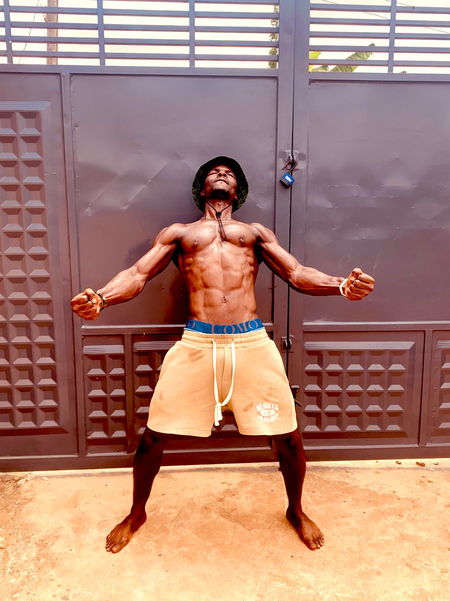 Adefemi100's tweet photo. Abs🔥🔥 https://t.co/3hhIULvXJE