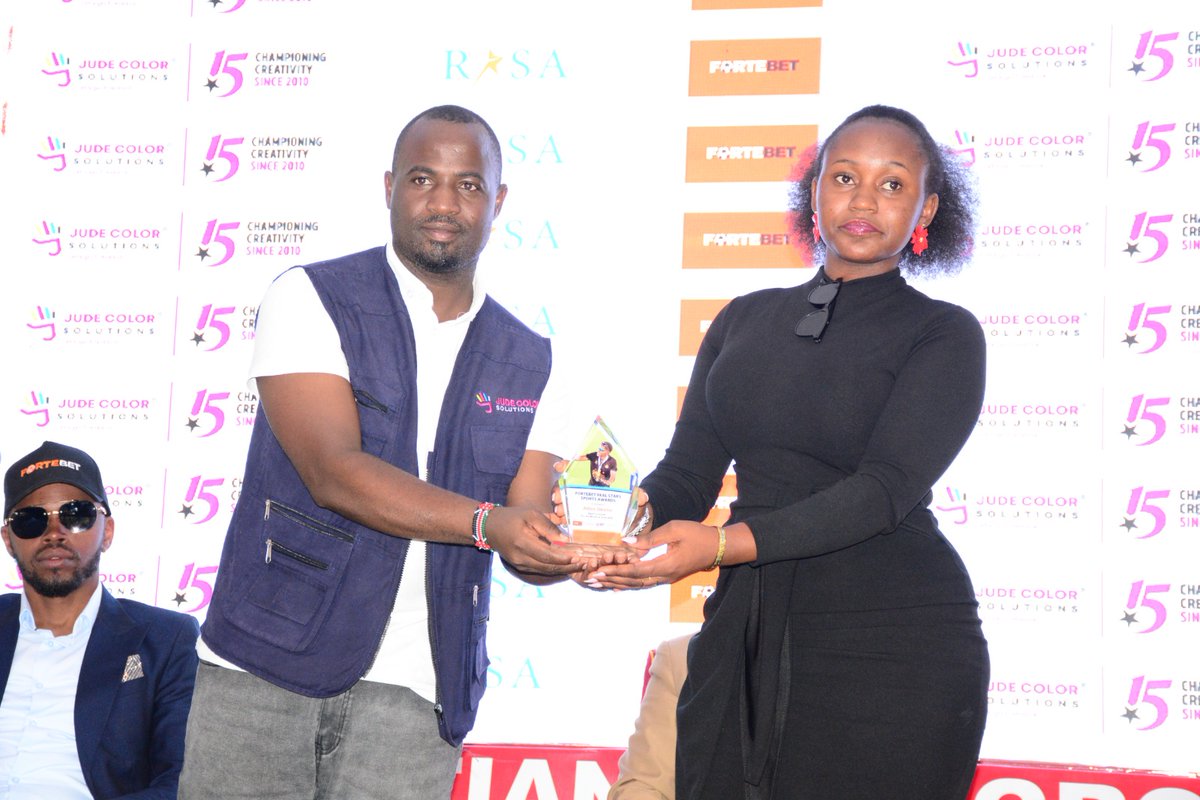 AwardsReal's tweet photo. Earlier this week, we rewarded our outstanding June best performers across Football, Rugby, Rally &amp; Boxing.
Congratulations to Allan Okello (Football), Hassan Alwi (Rally), Ukasha Matovu (Boxing), &amp; Yasin Wasswa  (Rugby).🥳👏⚽🏉🥊🏎
@fortebet_uganda | @jude_color
#RealAwards https://t.co/YRyZftL67K