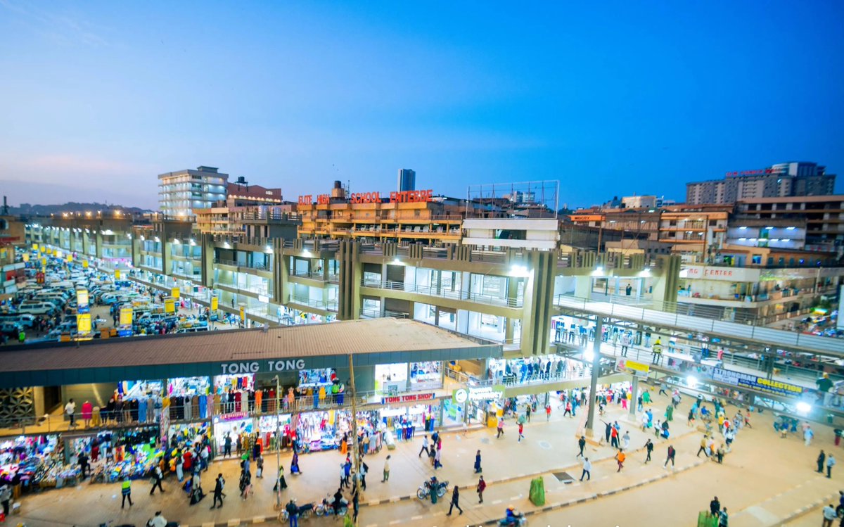 sharinwillz's tweet photo. Uganda 🇺🇬 continues to grow as a modern business and lifestyle hub. The development of new commercial spaces reflects Uganda's commitment to investment and job creation 🤗
#ExploreUganda #UgMoving4wd https://t.co/i6wIvrKGq9