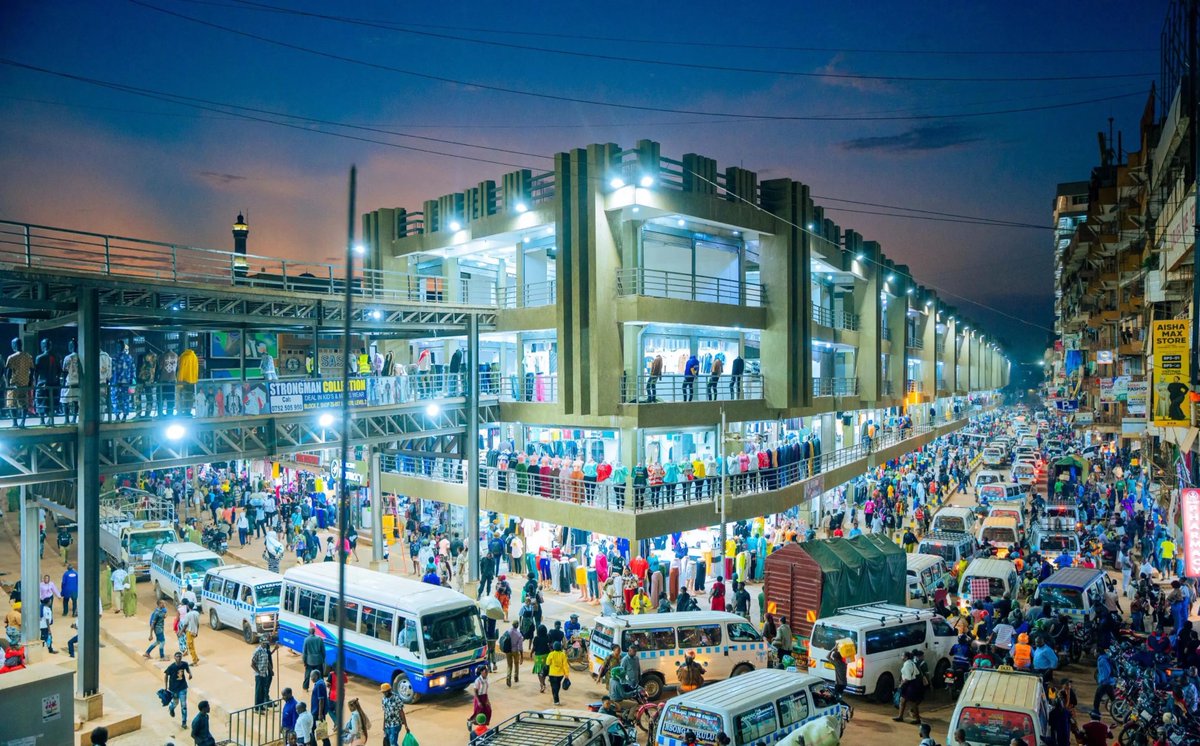 sharinwillz's tweet photo. Uganda 🇺🇬 continues to grow as a modern business and lifestyle hub. The development of new commercial spaces reflects Uganda's commitment to investment and job creation 🤗
#ExploreUganda #UgMoving4wd https://t.co/i6wIvrKGq9