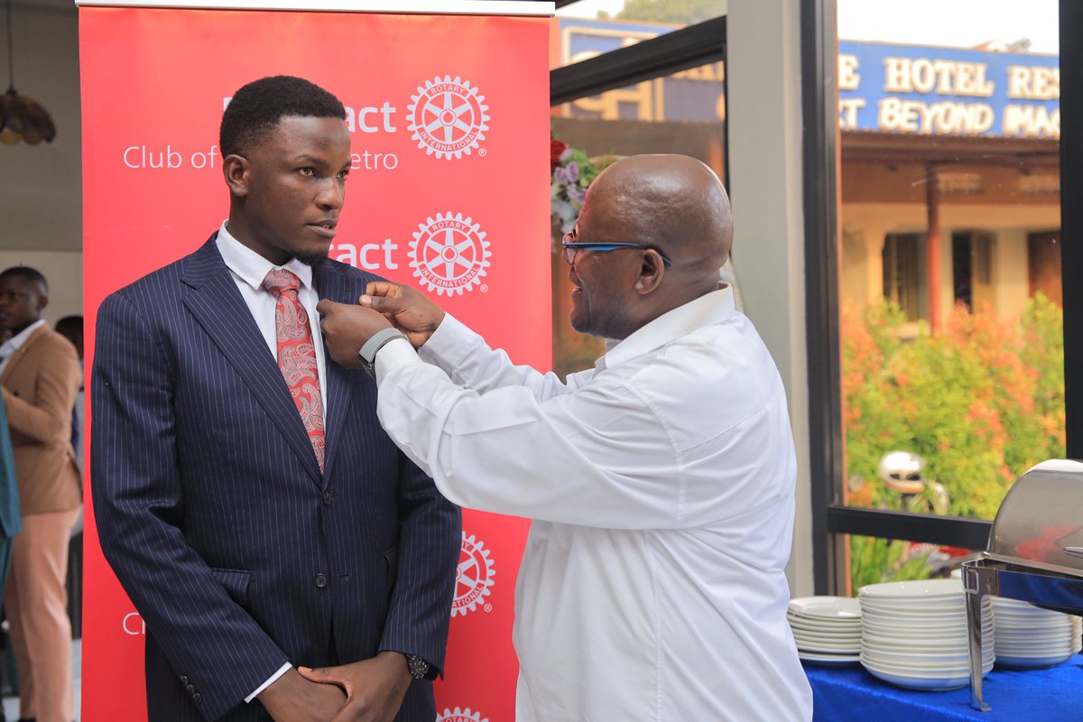 RACKyanjaMetro's tweet photo. A gesture of Honor: Prof. Paul Nampala presents the Treaured Rotary pin to President @nash_hora_22  and the Board members, Symbolizing shared values of service and Leadership. https://t.co/qKyfsyX5CS