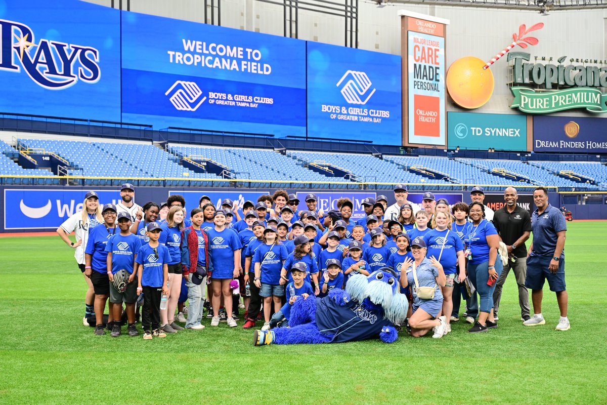 RaysBaseball's tweet photo. Put on a clinic!

This week, we hosted 60 children from the Boys &amp; Girls Clubs of Tampa Bay - Tarpon Springs Club for a fun day of baseball fundamentals at @tropicanafield. https://t.co/aVUCCHEElV