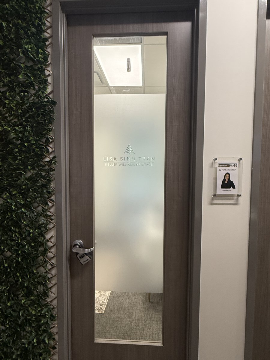 stss210's tweet photo. Elevate your office space while enhancing your privacy with Etch Vinyl. Message or Call us at 210-332-9939 for more information on all the things we can do with this great product. #etch #Office https://t.co/qCJ7TmzEFc