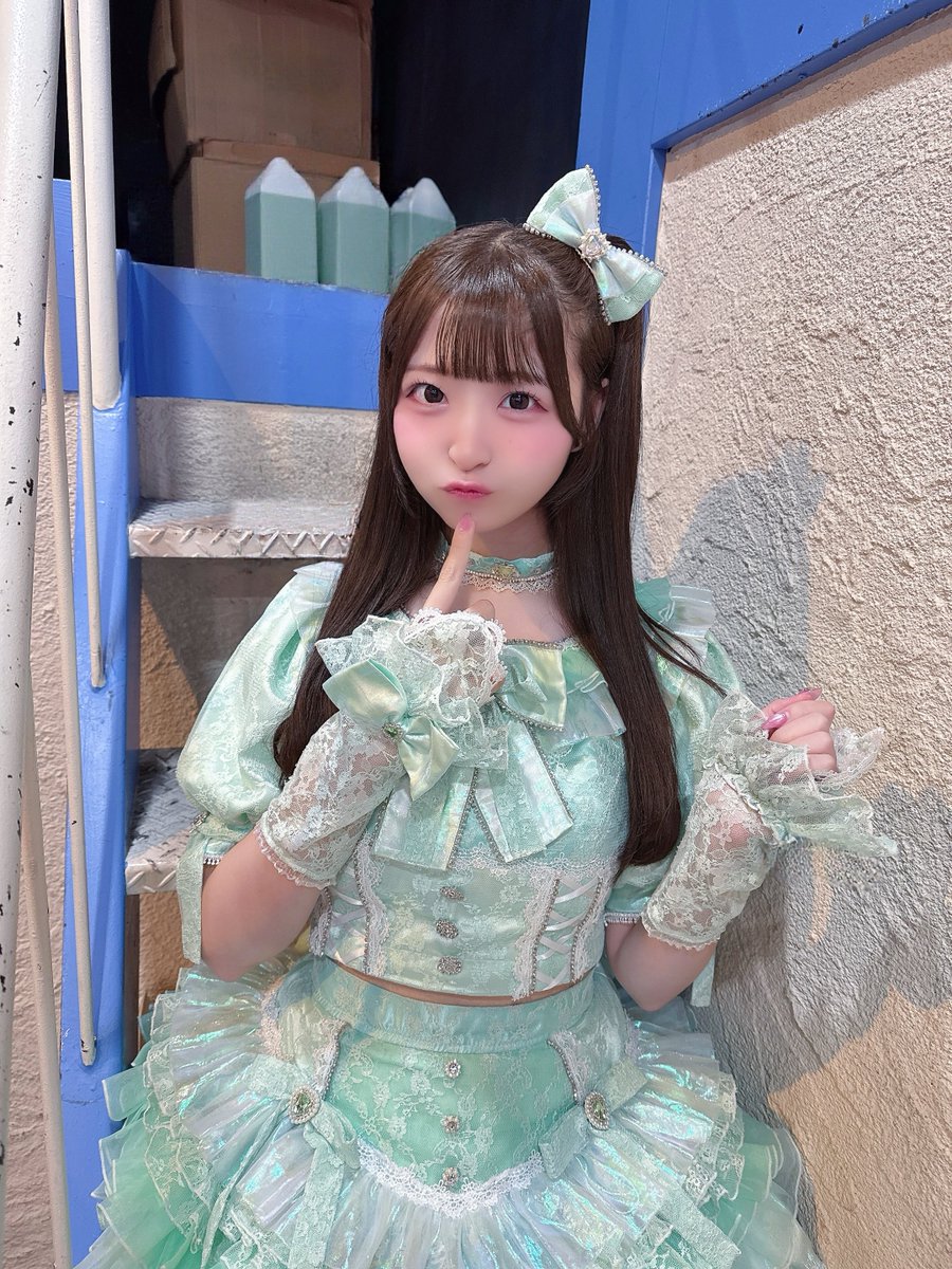 Puella_suzuka's tweet photo. 好きって言わないでおくね 💭💚 https://t.co/s6d1YsBSXk
