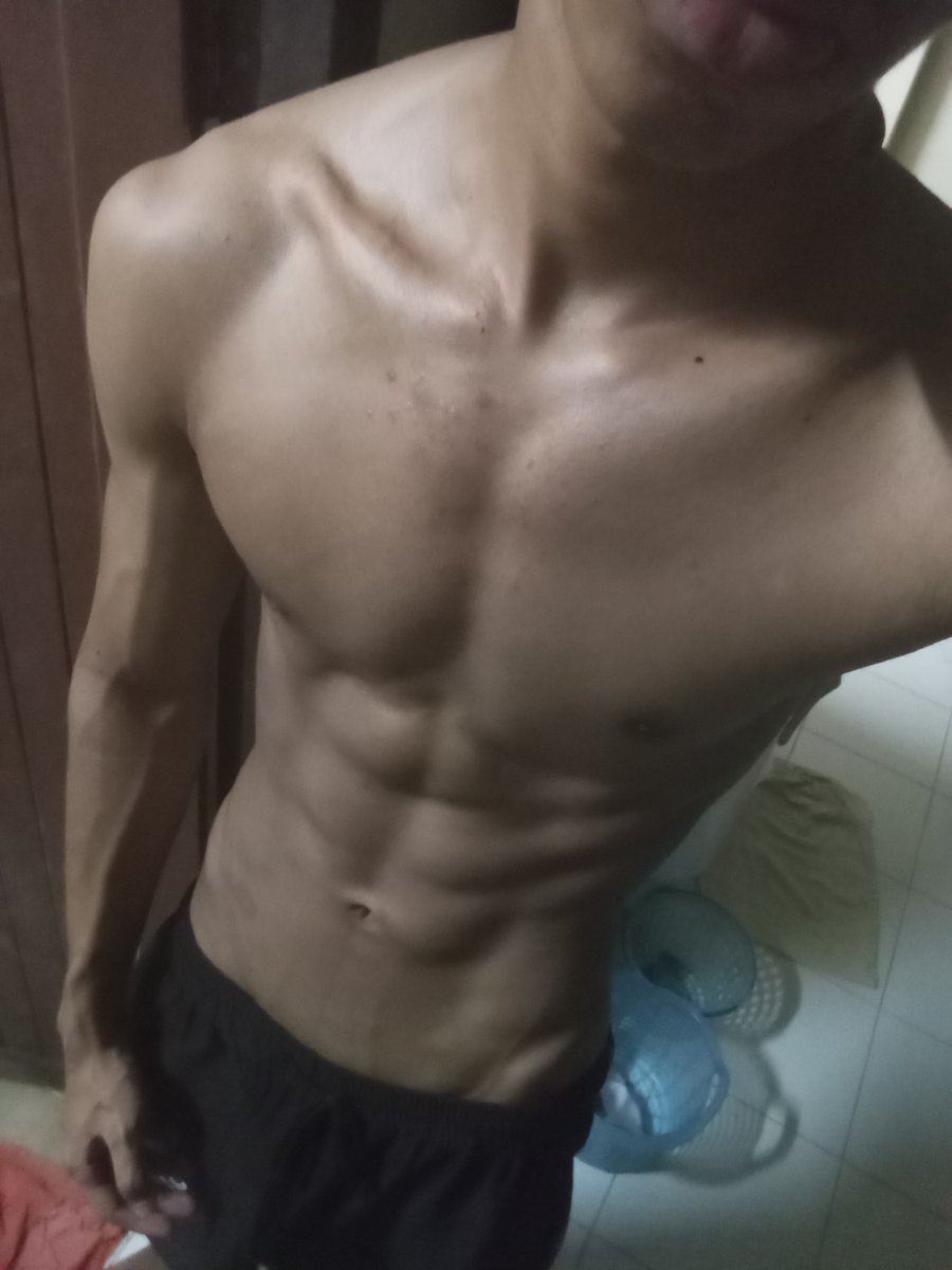 SuRwi37484's tweet photo. 💪🏻💪🏻💪🏻💪🏻 https://t.co/6O8RZOTmuj