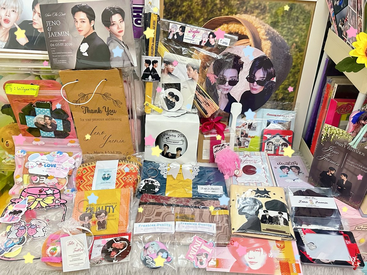 peachymine_23's tweet photo. terima kasih banyak freebies dan souvenir hajatan nya kakak-kakak semua🫶🏻

@nom1nplace @jaecimolie @shintaprrr @kiminalaa @_Jenoona_ @leepiyaaa @nominxna @leviosa__rnf @4__triple_J @Nowmissssgf @slytherin1111 @najaejjae @jenoberdoa @jjenaisee @nachanie23 @flowieenayss @gomle0622 https://t.co/Q9VdAP3QkY