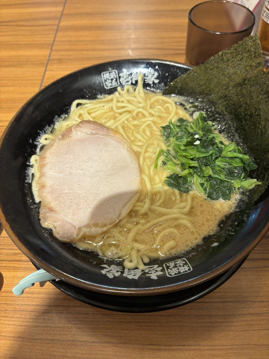 ten_c4's tweet photo. ラーメンたべてたら同じUPDATE2.0行った人に話しかけられてびっくり
PEOPLE１好きってことで少しだけど話せて良かった✌️ https://t.co/sPyvuDPsfY