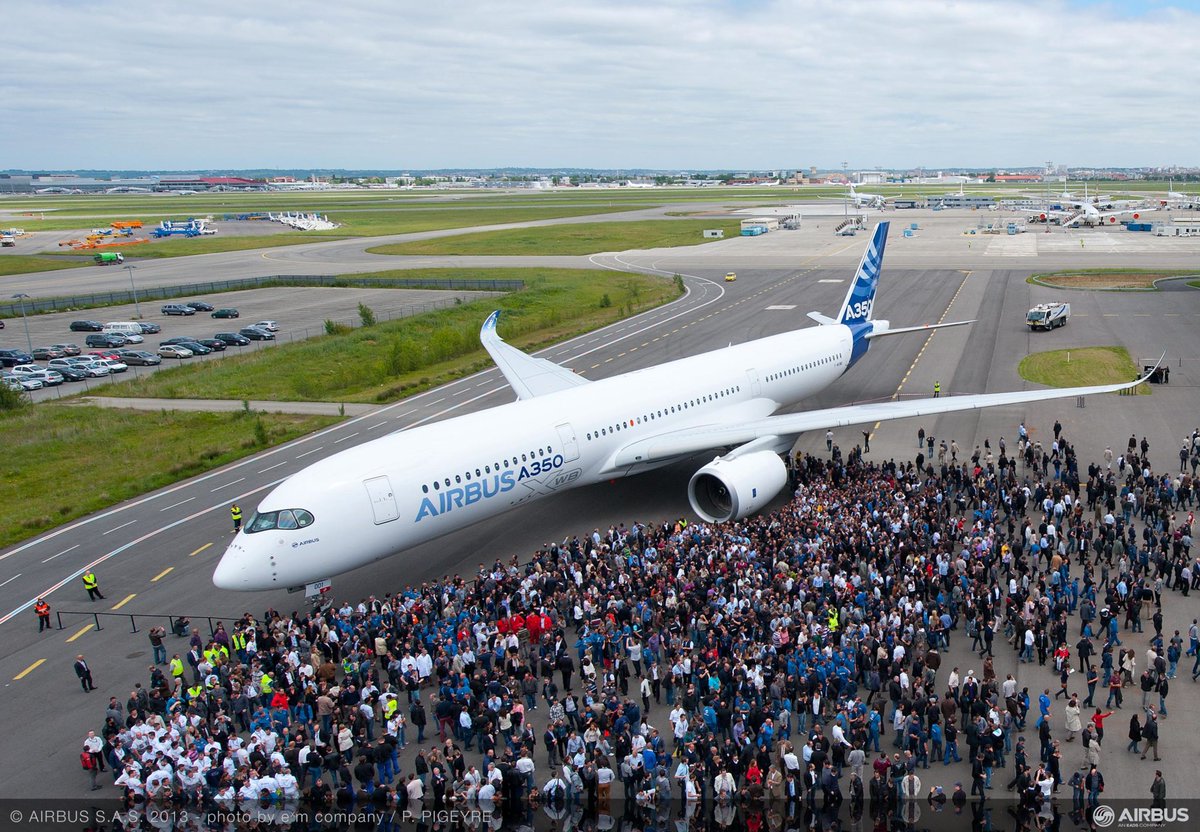 DjsAviation's tweet photo. Airbus delivered 351 aircraft in the first half of 2026, which was up 15% from 2025 https://t.co/yTF6X4Cf3r