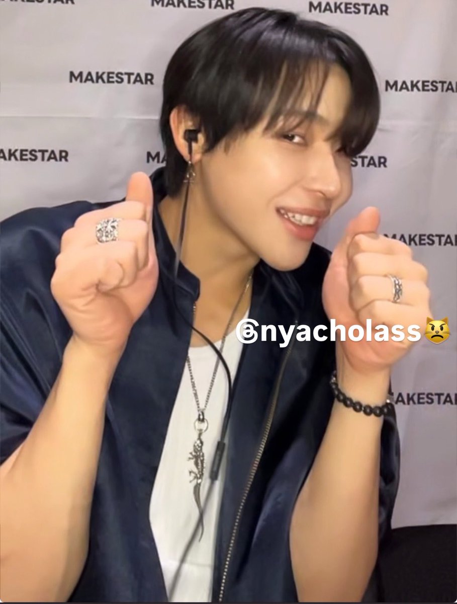 nyacholass's tweet photo. 260706 makestar 메이크스타 영통 앤팀 니콜라스 

진짜🙁ㅋㅋㅋㅋ

#NICHOLAS #ニコラス #andTEAM https://t.co/1EIcaC1lpo