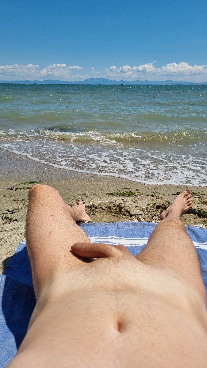 abitofli's tweet photo. #naked #nudist #greece #summer #aegean https://t.co/T9yv6RffTV