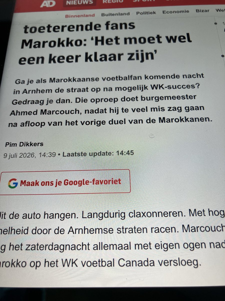 rechtsbuiten's tweet photo. #Marokkanen #Abdelkader #Benali veegde in #Trouw de vloer aan met het ‘pestgedrag’ van de #VVD. Eens kijken of hij dat nu ook met #Ahmed #Marcouch doet. Mijn intuïtie zegt dat hem het hemd nader is dan de rok. #Marcouch #Benali #FraMar https://t.co/Ulx4xnXJh3