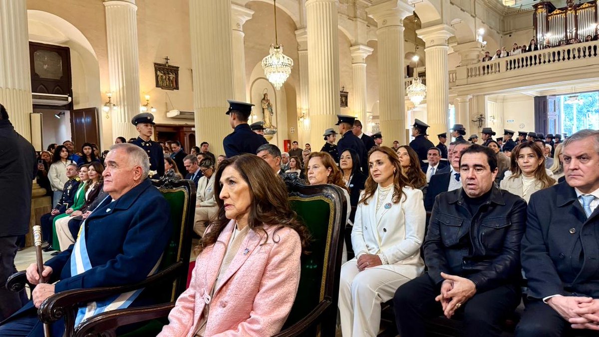 myriprunotto's tweet photo. En la Iglesia Catedral de San Miguel de Tucumán, participamos del Tedeum por el Día de la Independencia, una ceremonia que nos invita a reflexionar sobre nuestra historia y el futuro que queremos construir como país. https://t.co/qSyQ2D5jev