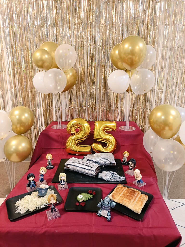 azzz503's tweet photo. 本日ひと足お先に25周年のお祝いしてきました♪
目出鯛♪♪ https://t.co/H1cTbjR8VP