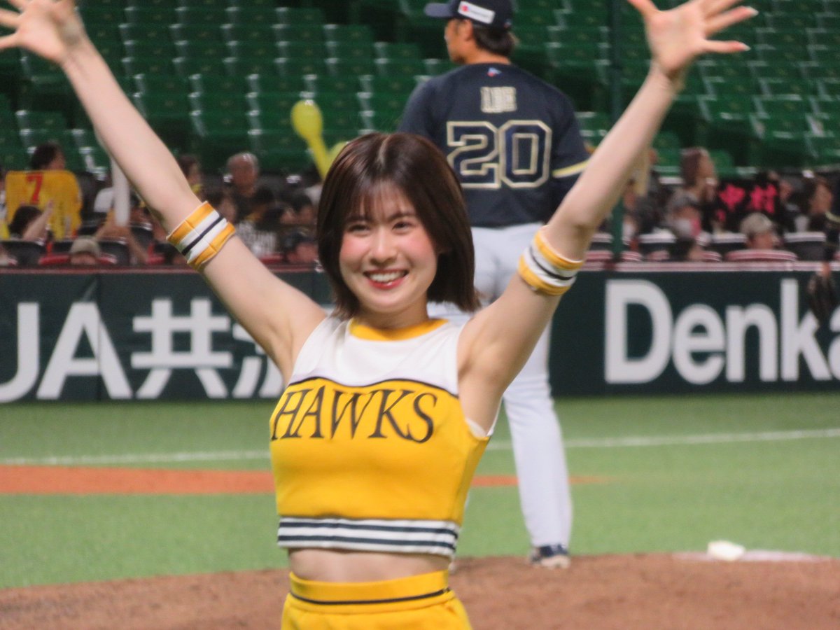 hawks_1997's tweet photo. #hawkshoneys 
#honeys秋花 https://t.co/0nIl6Yl89X