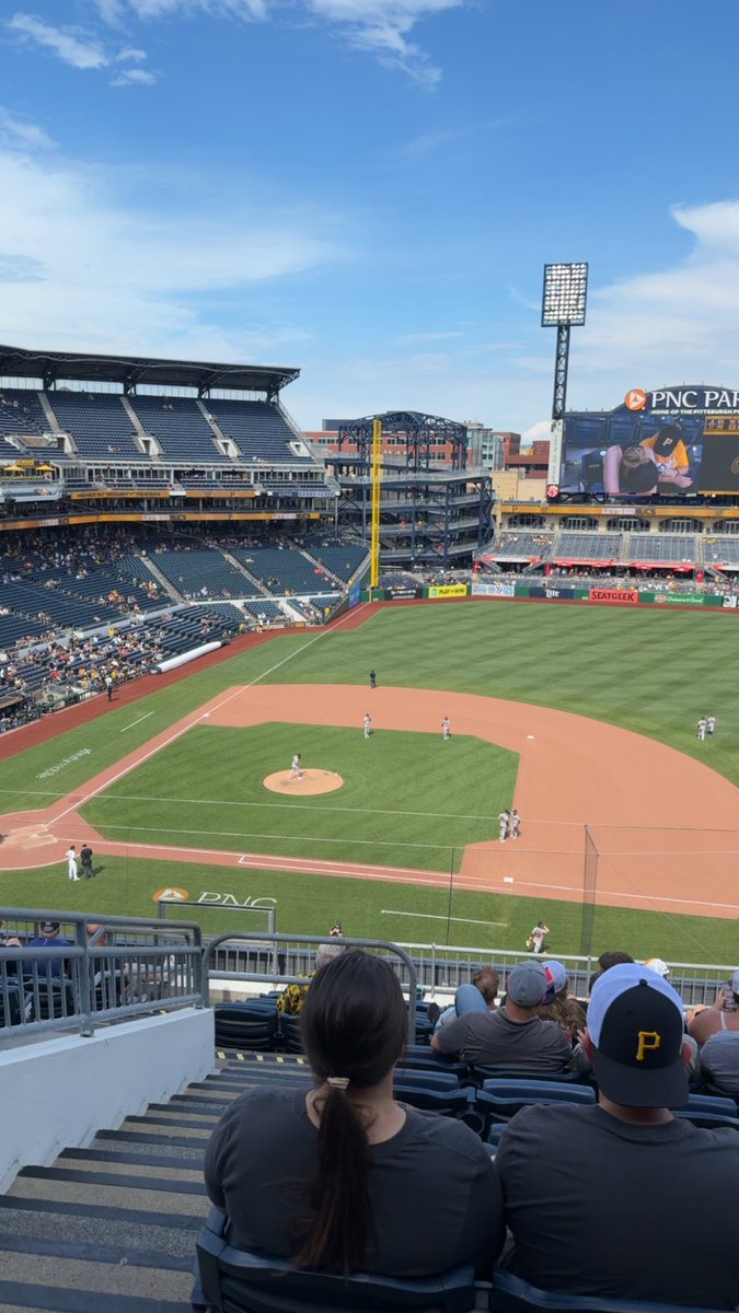 The_RealNeal's tweet photo. Really looking forward to #barves baseball you guys https://t.co/Dm8eR3R2ho