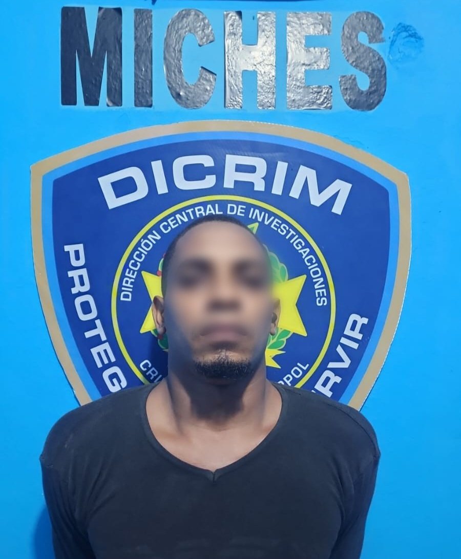 regionalEstePN's tweet photo. #ElSeibo | Policía Nacional y Ministerio Público ocupan armas de alto calibre y detienen a dos personas en El Seibo. @PoliciaRD @pesqueiradiego @raisatv @LincolnRivera @elnuevodiariord
📰
https://t.co/7Kgzu8ONfi https://t.co/NzIz4rhAci