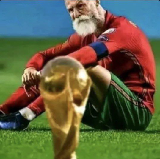 kyann_off's tweet photo. @Saydox_17 Cr7 ne touchera jamais ce trophée https://t.co/BGegZOmWGf