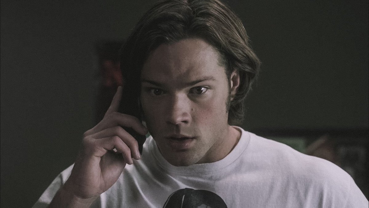 sykadeanw's tweet photo. [094/327] • 5.12 - Swap Meat
« All that apple pie family crap, it’s stressful. Trust me, we didn’t miss a damn thing. » 
 #supernatural 

#spnrewatch  #deanwinchester #samwinchester #winchesterbrothers https://t.co/PQOHddNzek