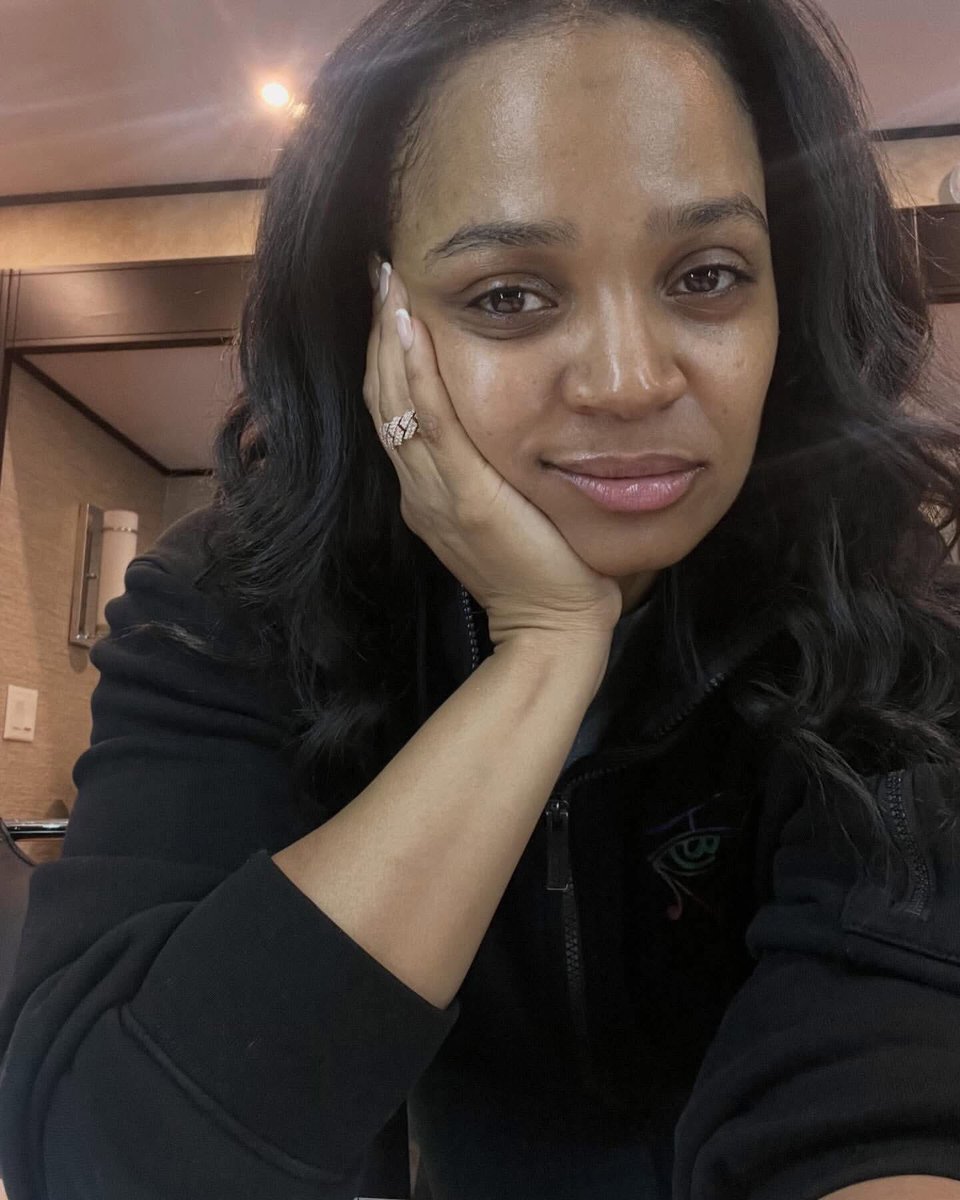 freakoutsideofx's tweet photo. Kyla Pratt with a fresh face. She is beautiful with and without makeup. 🖤 https://t.co/8HNJkGsB4t