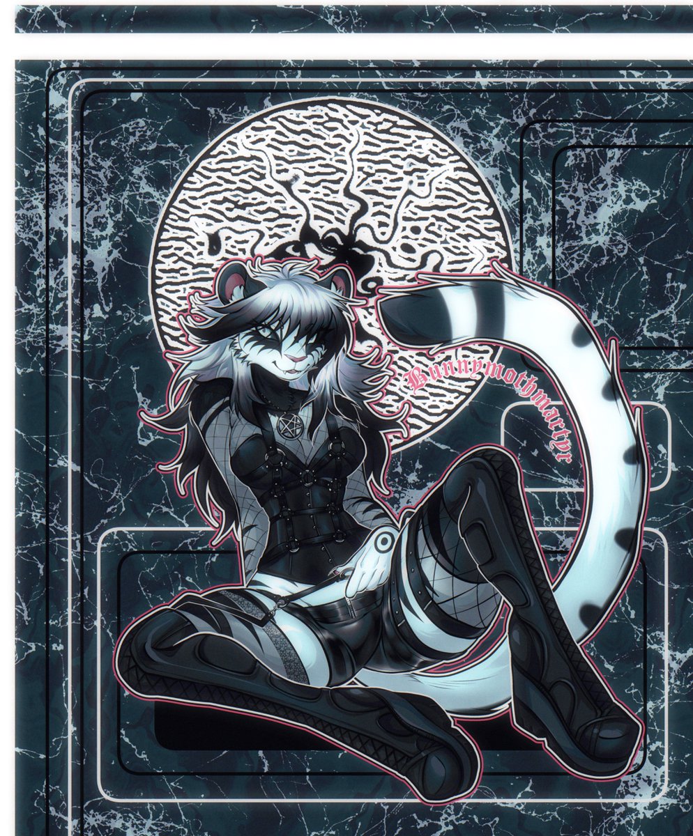 BUNNYMOTHMARTYR's tweet photo. Moonlit 🌐 https://t.co/lnrH64OR8P