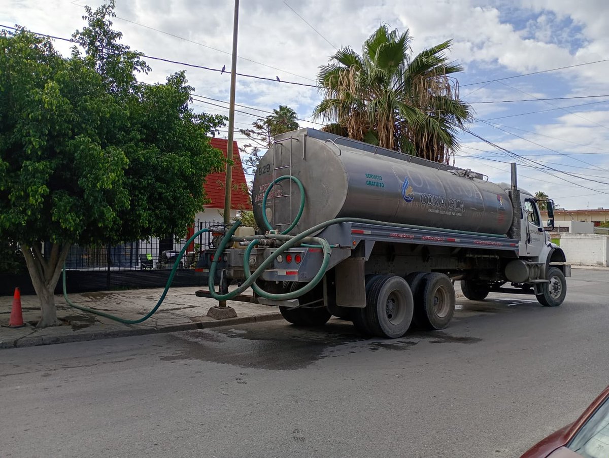 ConaguaOCCCNTE's tweet photo. La coordinación entre la @ConaguaOCCCNTE y #SIMAS permitió distribuir 70 mil litros de agua potable mediante pipas el 08 de julio, beneficiando a 300 habitantes del municipio de Torreón.
#AccionesConagua https://t.co/EfaKmxwPgj
