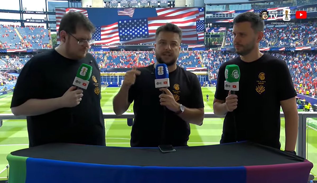 CentralDoBrega's tweet photo. Cazé TV in loco no Gillete Stadium para França x Marrocos.

Chegaram nos EUA depois da eliminação do Brasil… que azar kkkkkkkkk

📸 Cazé TV https://t.co/ve5D2y43da