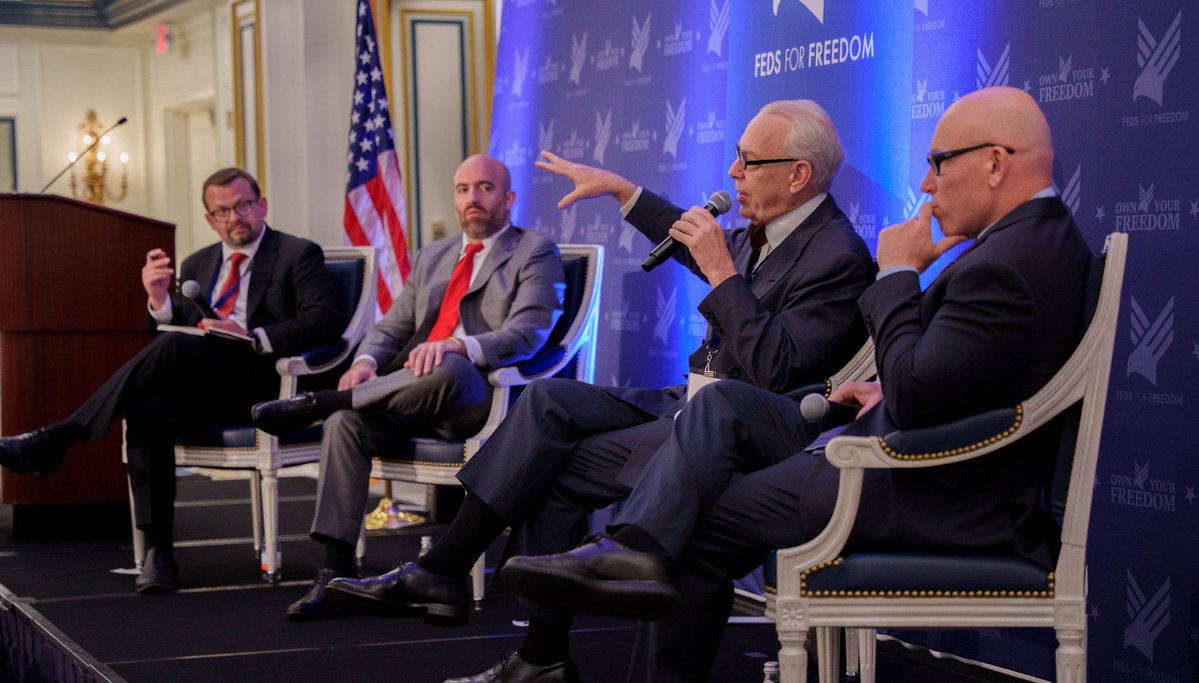 feds4freedomusa's tweet photo. 🎆From our national security summit last week in Washington, D.C. to  @TheFreedomFest  this week in Las Vegas, momentum is building! 

🇺🇸We love  meeting fellow freedom fighters and independent thinkers who want to help protect the freedoms this country offers. 

👋If you’re at FreedomFest, stop by booth #336 to say hello!