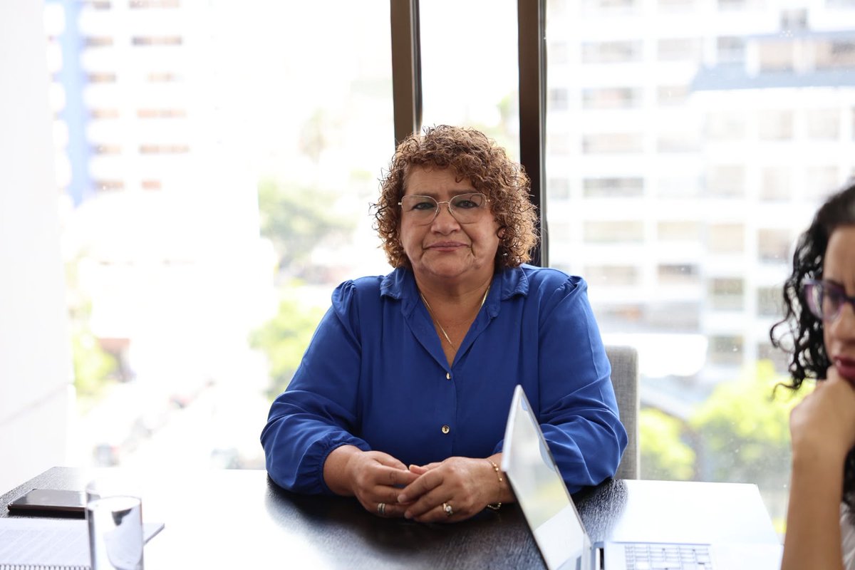 ces_ec's tweet photo. ➡️ La Dra. Ángela Calderón, presidenta de la CPICS, junto a equipo técnico del CES, brindó acompañamiento técnico al Instituto Superior Tecnológico Policía Nacional, con el propósito de fortalecer y contribuir al desarrollo de sus procesos académicos. https://t.co/DZXtPbLfLQ