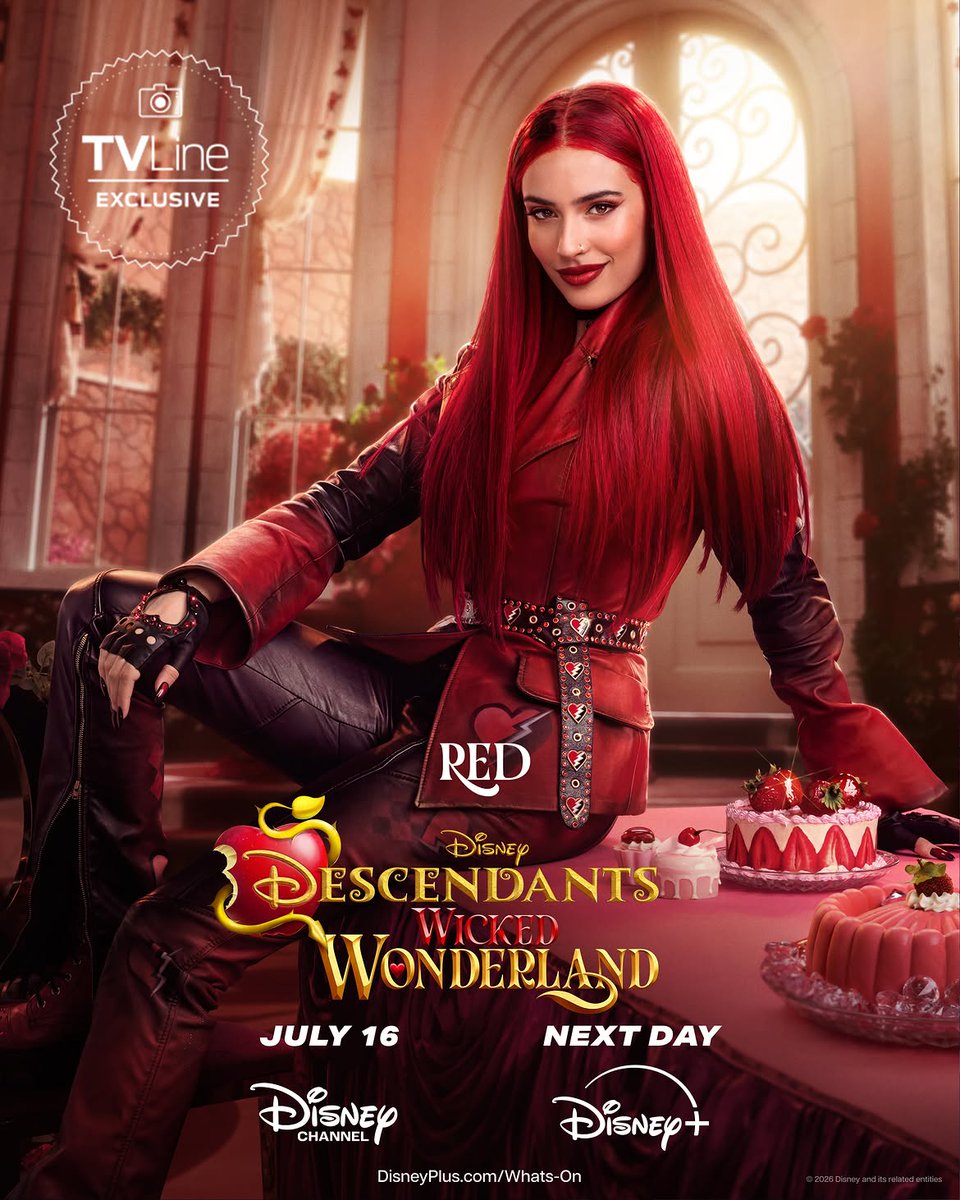 DisneyphileLIVE's tweet photo. 🐰🍄 TVLine a dévoilé en exclusivité les affiches des personnages de Descendants : La Malédiction du Pays des Merveilles.

Le téléfilm sera diffusé le 16 juillet sur Disney Channel et disponible dès le 17 juillet sur Disney+.

Le casting annoncé :

♥️ Kylie Cantrell incarne Red
💙 Malia Baker dans le rôle de Chloe
🩷 Liamani Segura joue Pink
🃏 Rita Ora en Reine de Cœur
👠 Brandy reprend son rôle de Cendrillon
🎩 Brendon Tremblay est Max Hatter
💪🏼 Alexandro Byrd interprète Luis Madrigal
🏴‍☠️ Kiara Romero campe Hazel Hook

Tout ce qu'il faut savoir : https://t.co/I1FxyWNzaC
